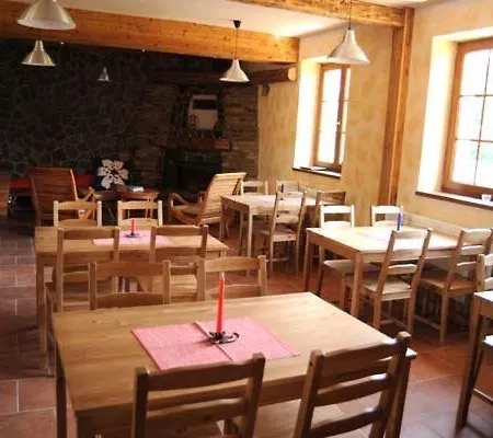 Stara Skola * Kosariska