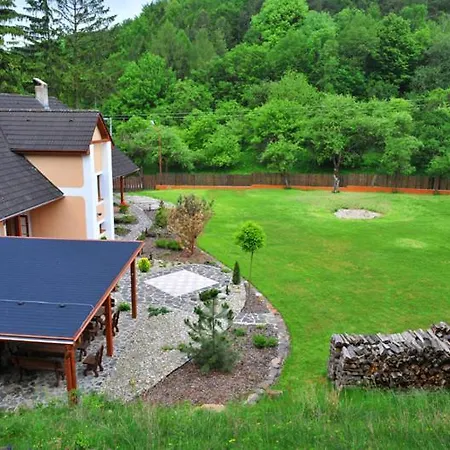 Stara Skola Tatil Evi Kosariska